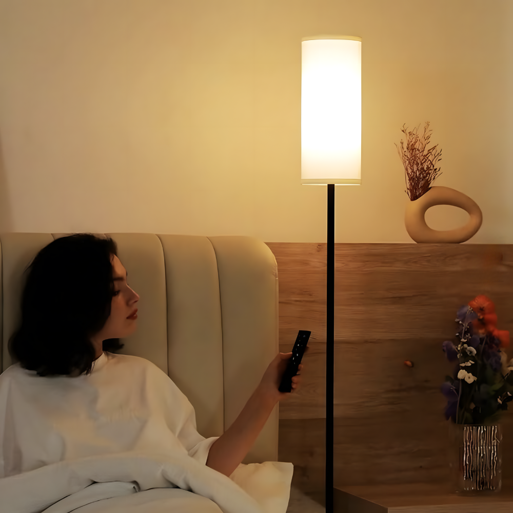 Lampe sur Pied Élégante & Moderne – LIVORA