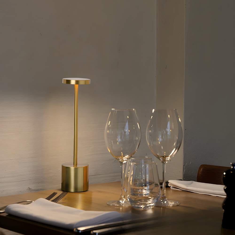 Lampe de chevet rechargeable en aluminium de qualité – SOLENA