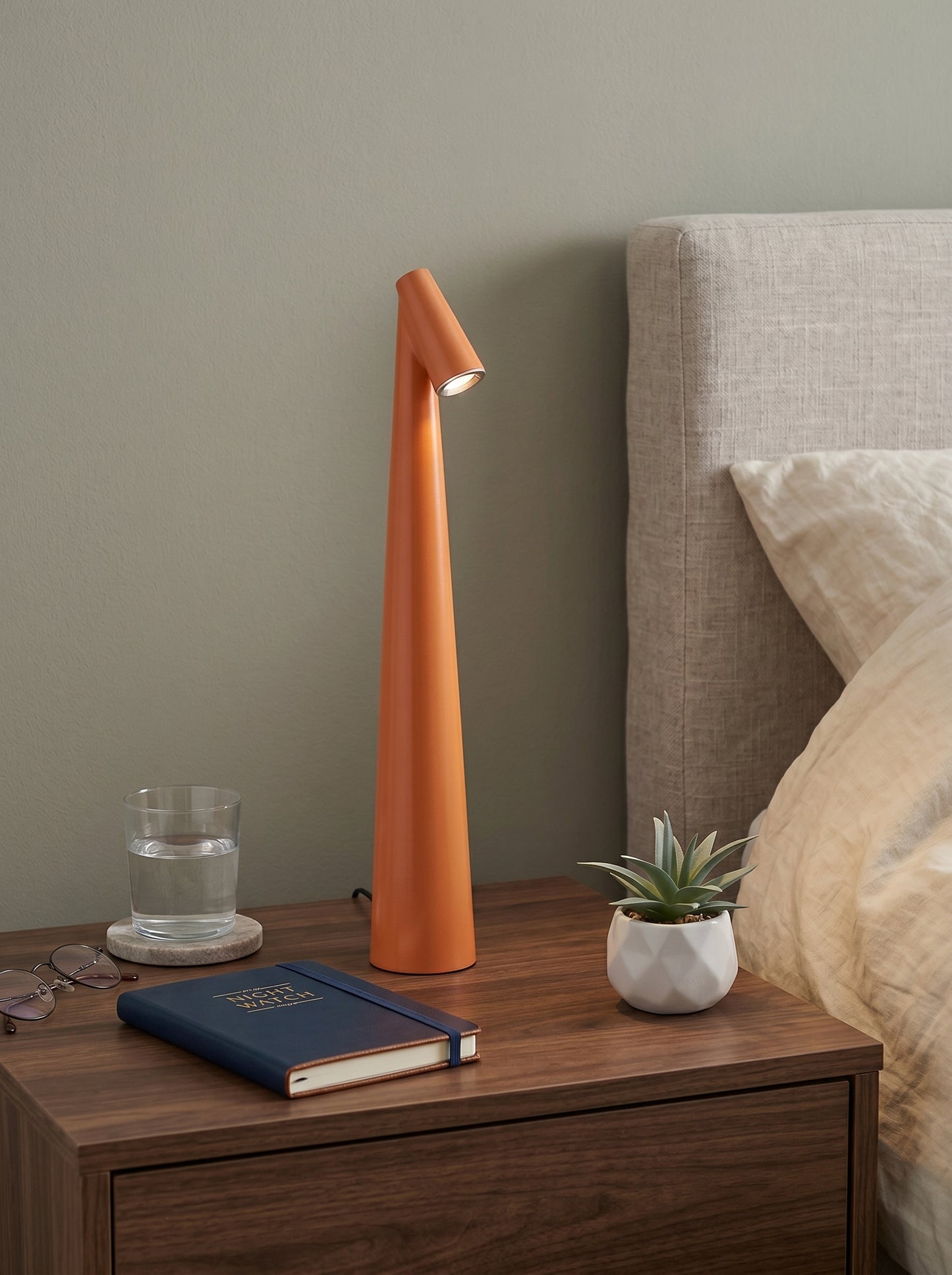 Lampe de Chevet Minimaliste - LUXBERA